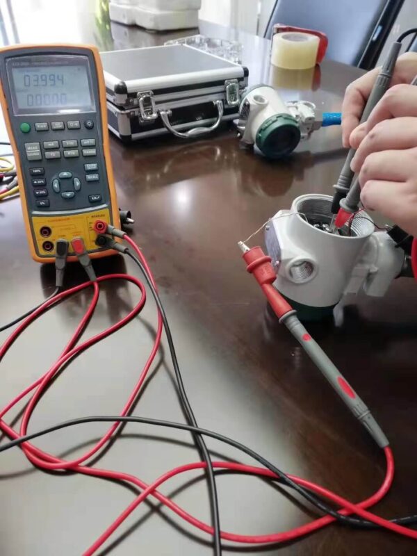 ETX-1825 Process Calibrator Applications